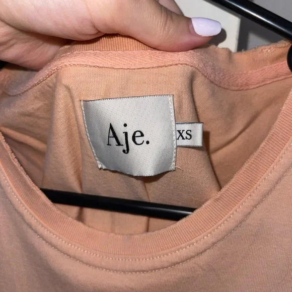 Aje Tank - Picture 3 of 4